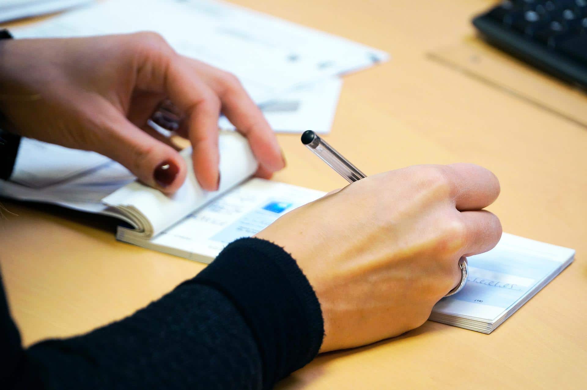 Comment avoir un chèque de banque certifié ? - Investory